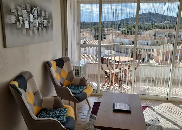 Naturiste Cap D'agde Port Soleil 589 *